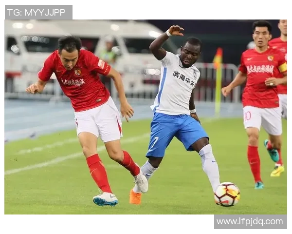 重庆与天津泰达激战回顾分析双方表现与战术对决的深度剖析